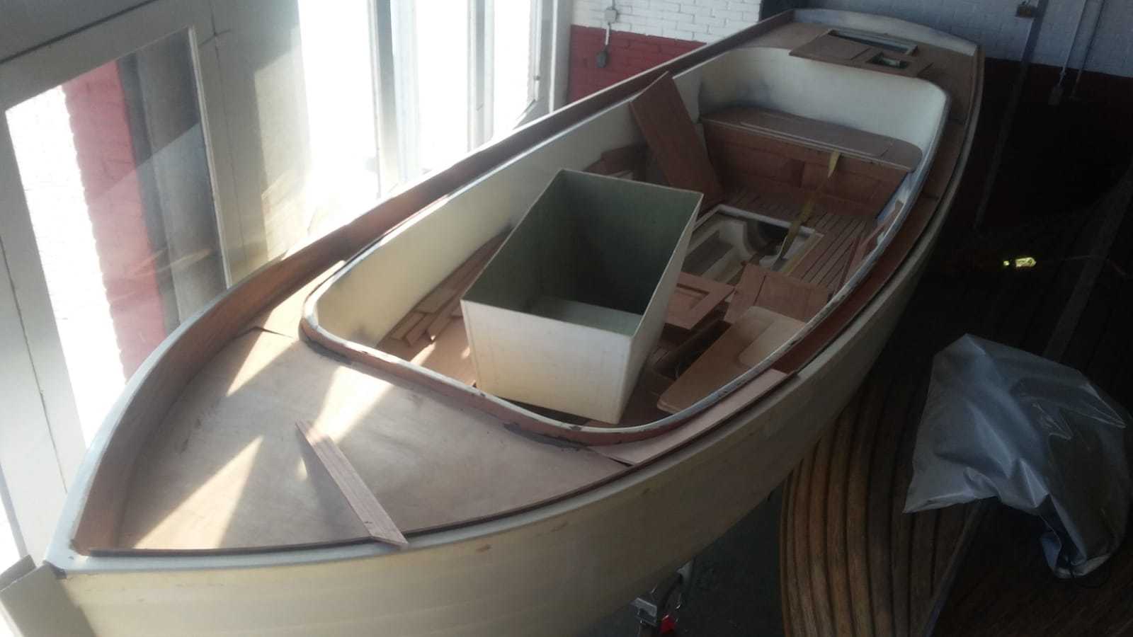 Victoria Spiegel Sloep 720 Volledig Elektrisch