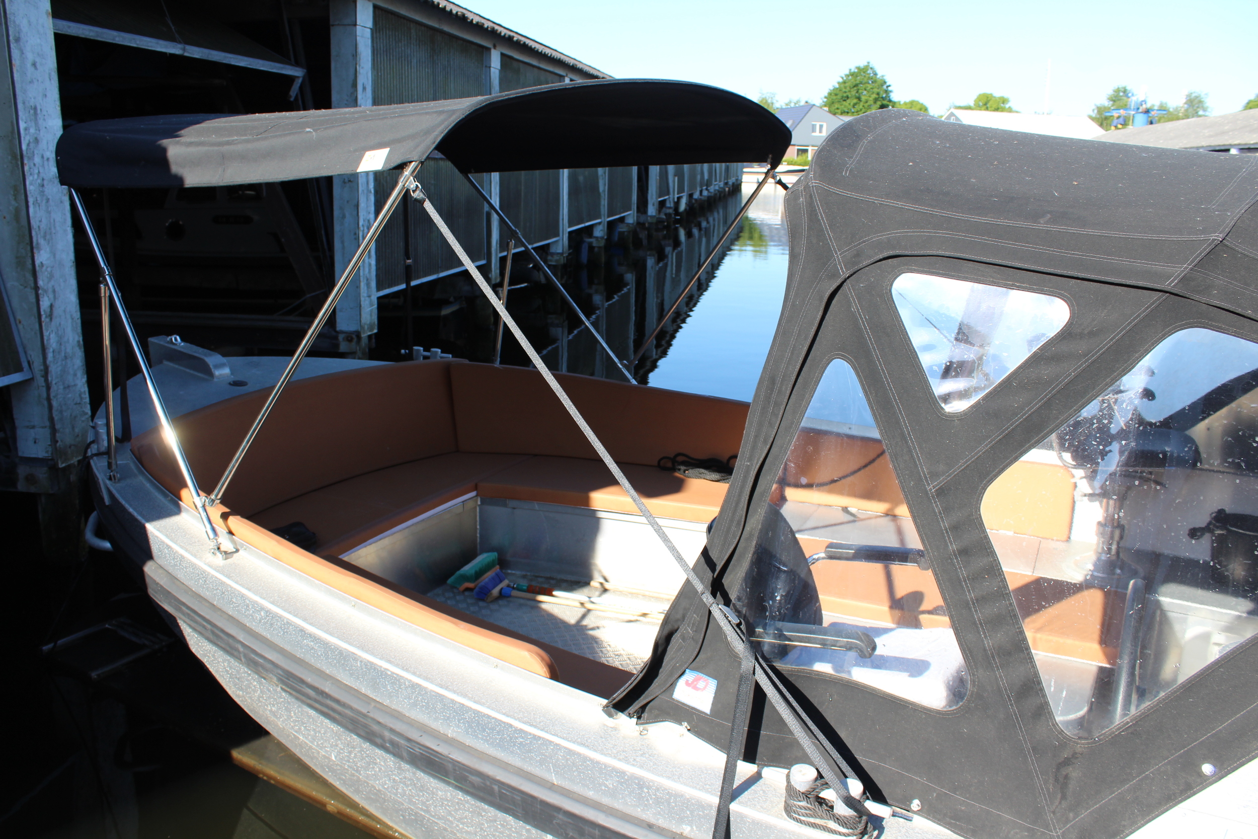 Black Fish Cabin 850 XL