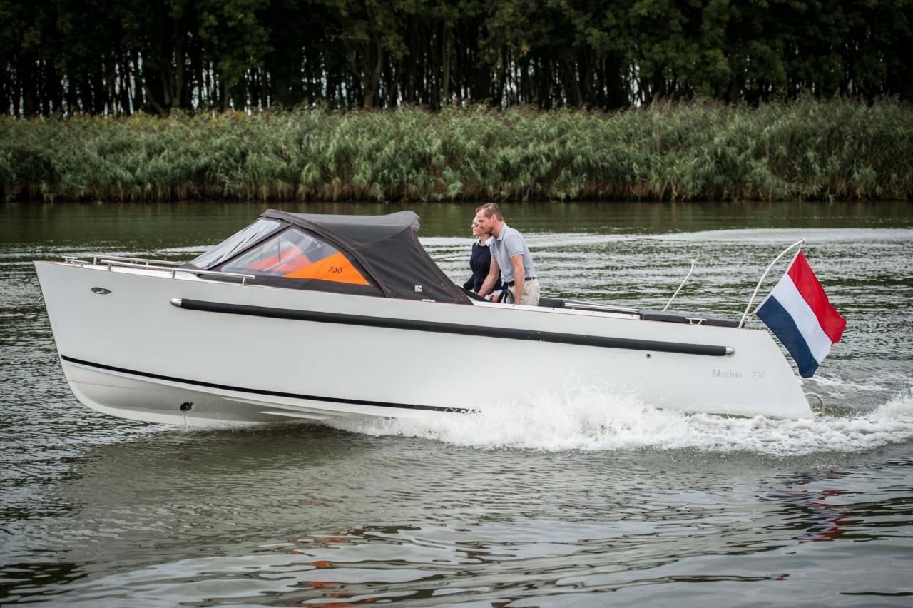 Maxima 730 tender