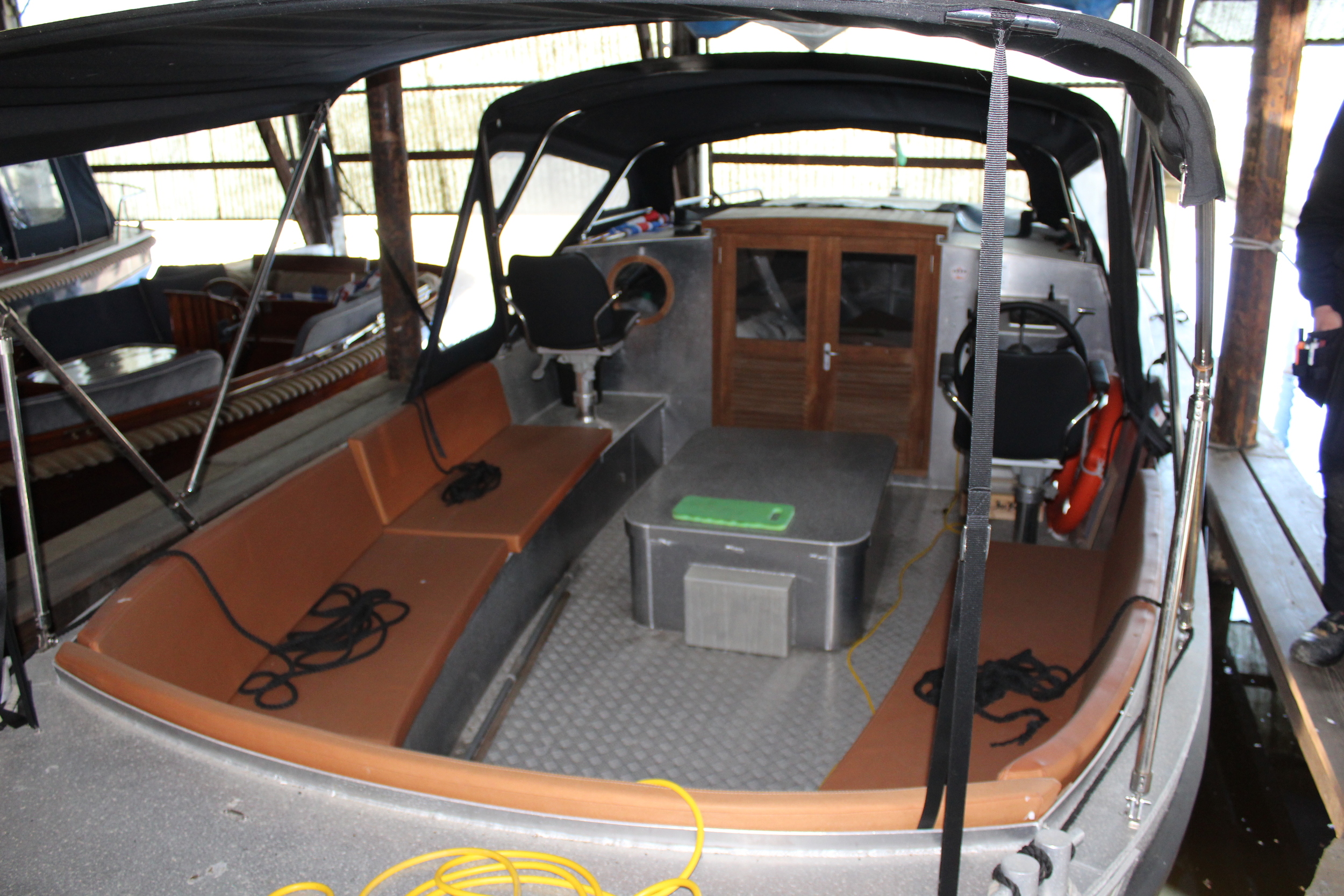 Black Fish Cabin 850 XL