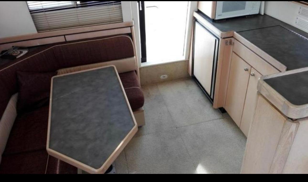 Bayliner 3258 Avanti