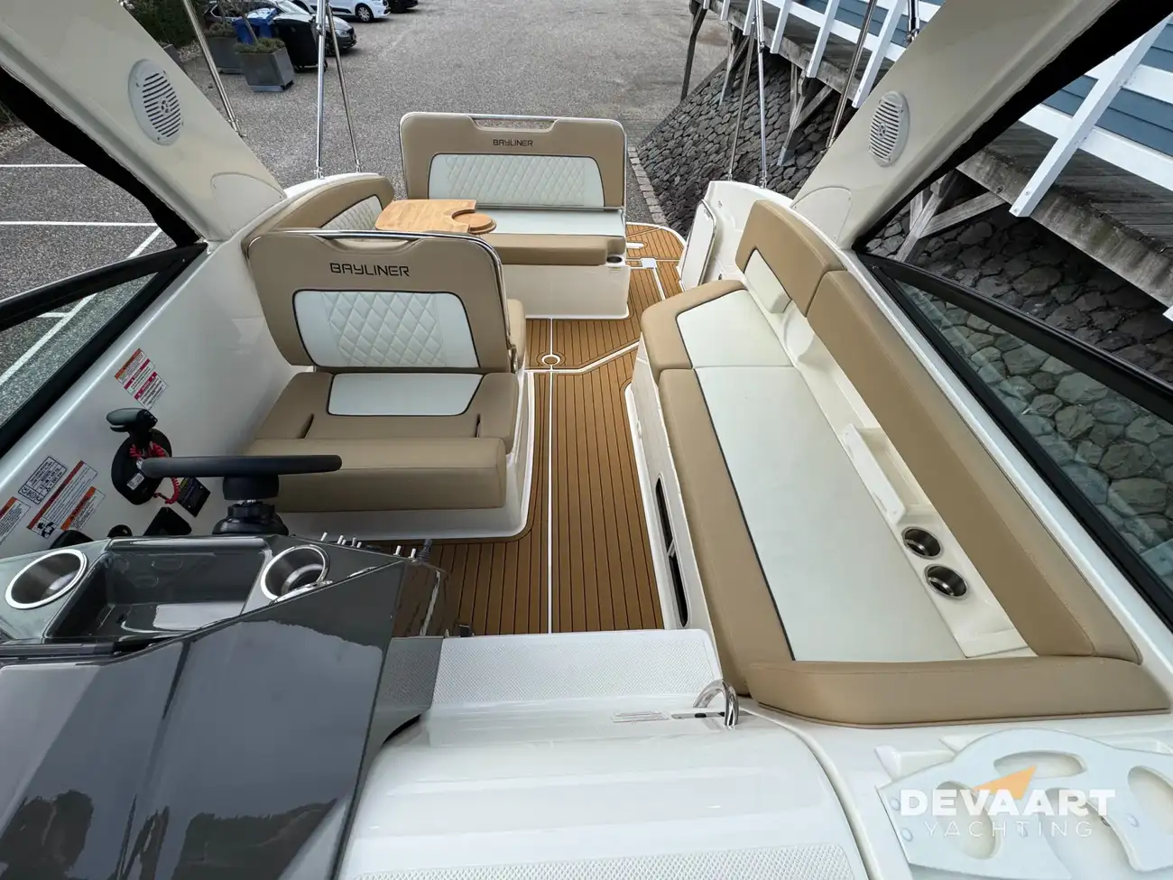 Bayliner Ciera 8