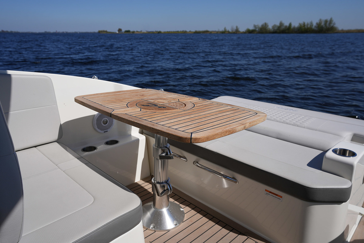 Sea Ray Sundancer 265