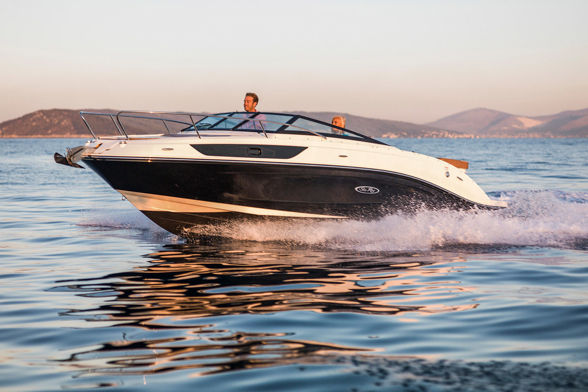 Sea Ray Sun Sport 230