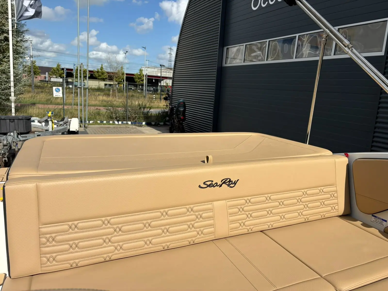 Sea Ray SPX 190