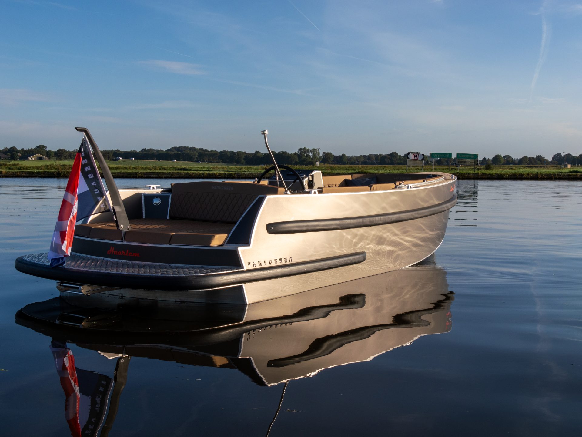 Van Vossen VanVossen E-Tender 700