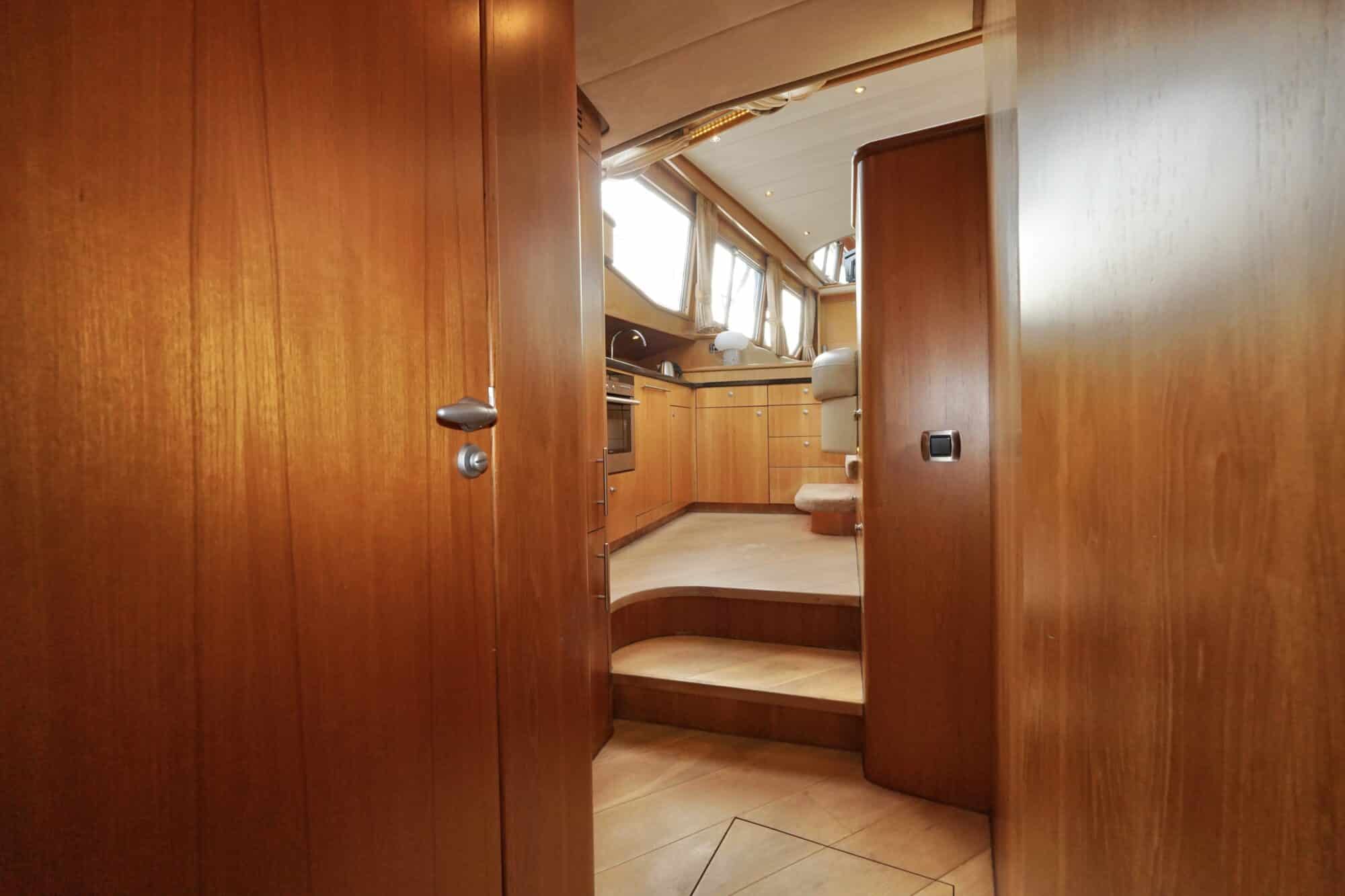 Van den Hoven Exclusive 18.00 VS