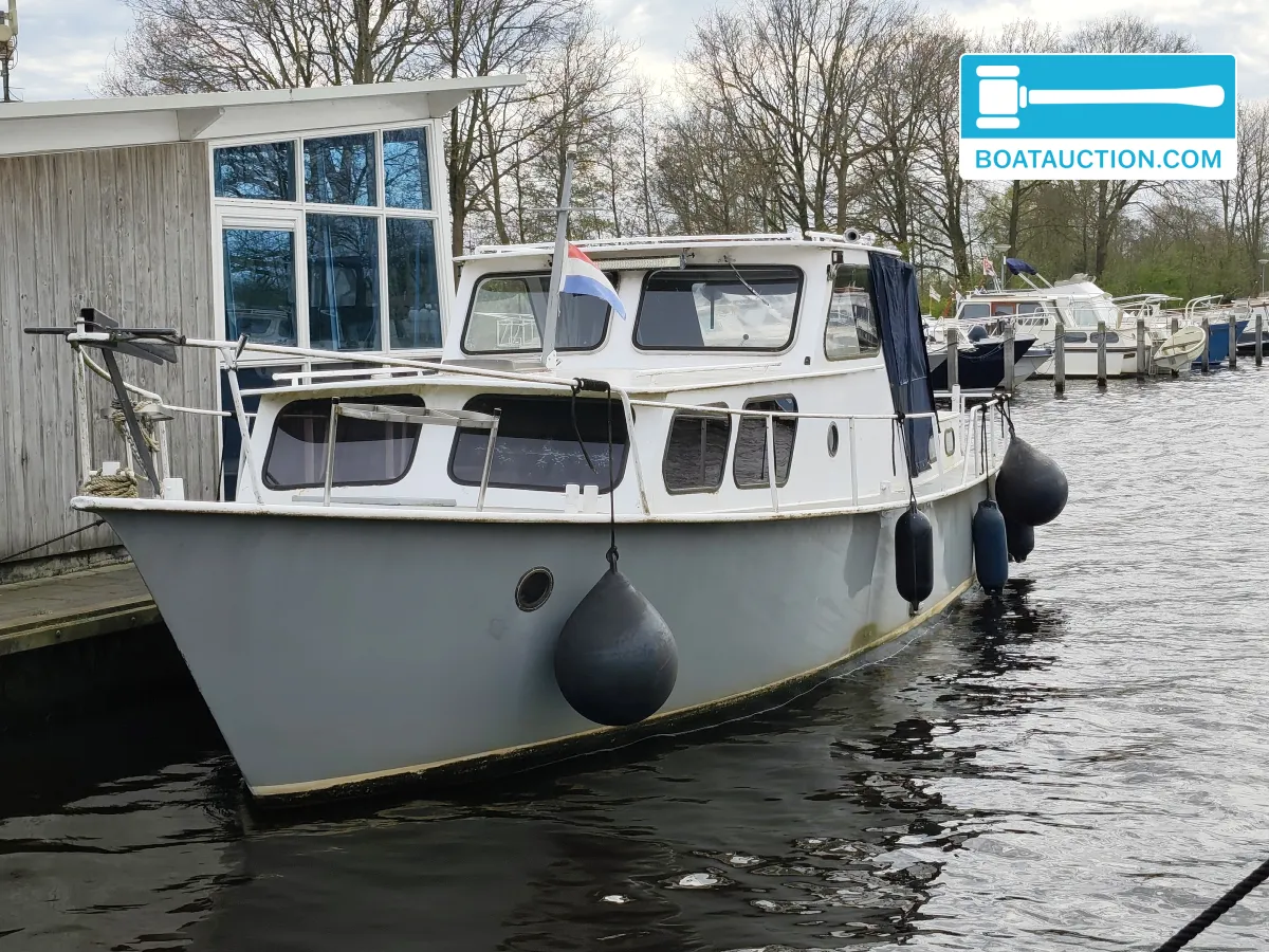 Motorboat 1100 hoofdfoto: 1