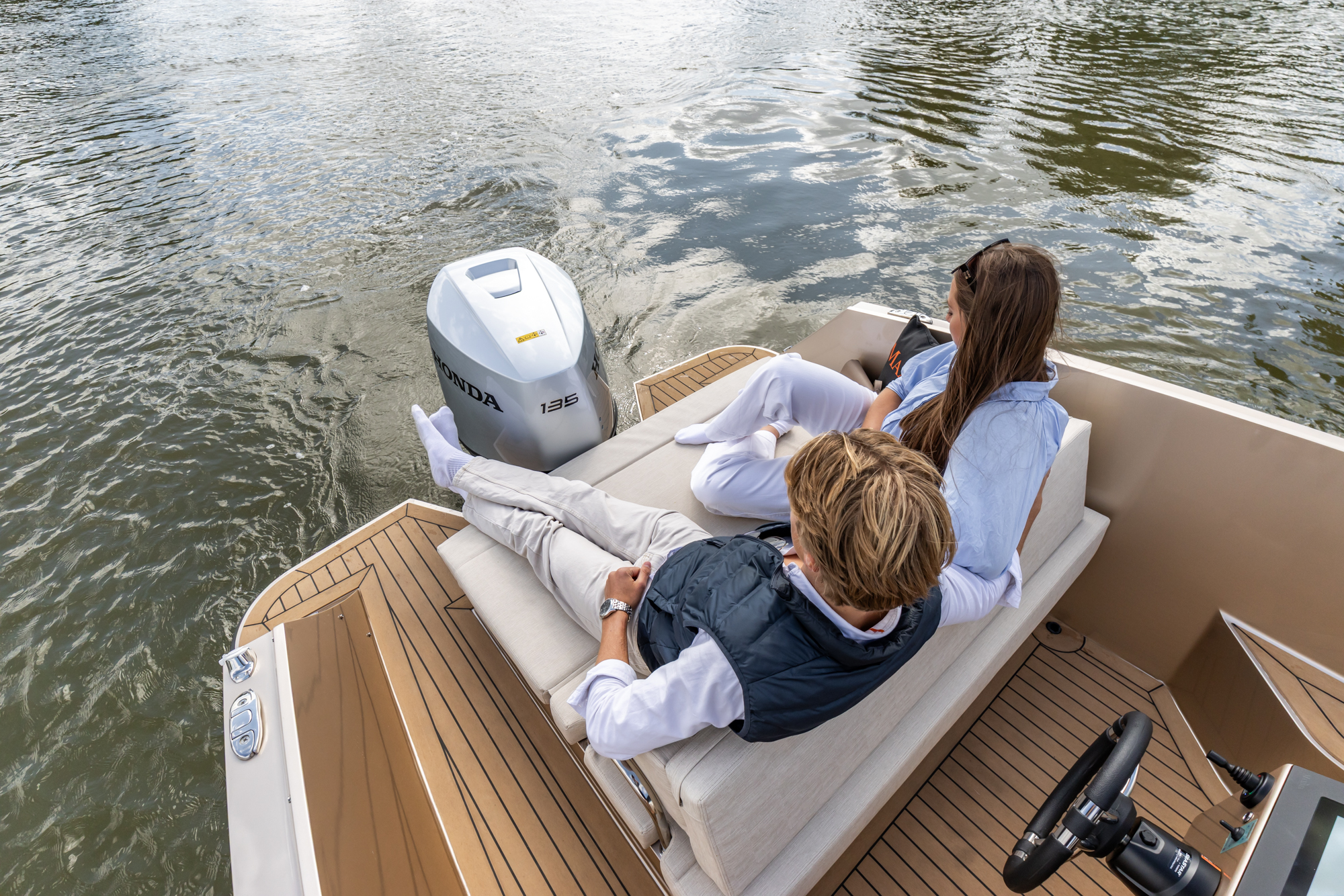 Maxima Boats 580 Sport Lounge