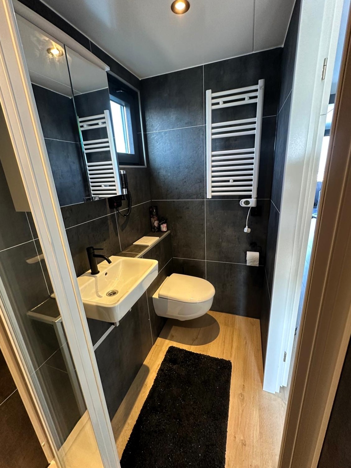 Havenlodge Castalia Houseboat Met Ligplaats