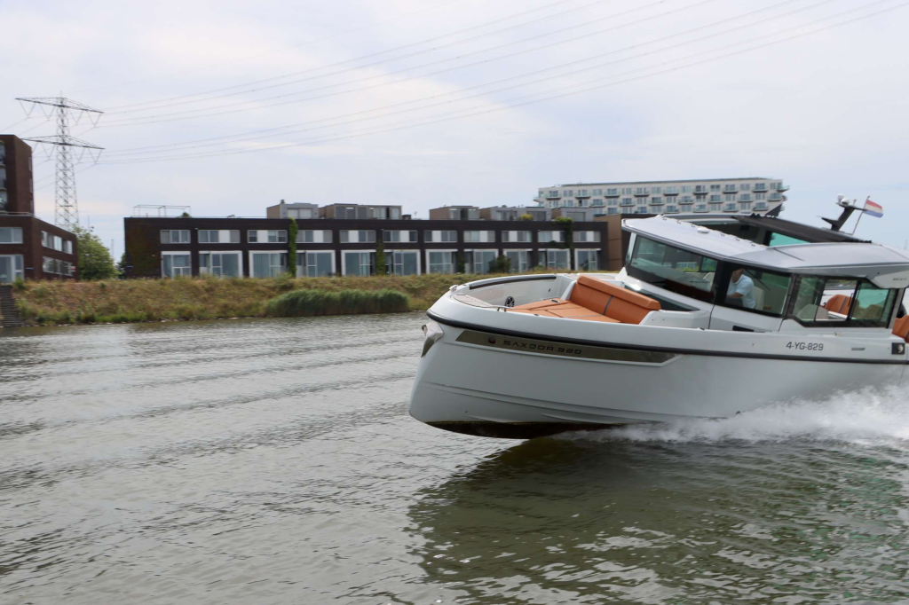 Saxdor Yachts 320 GTC