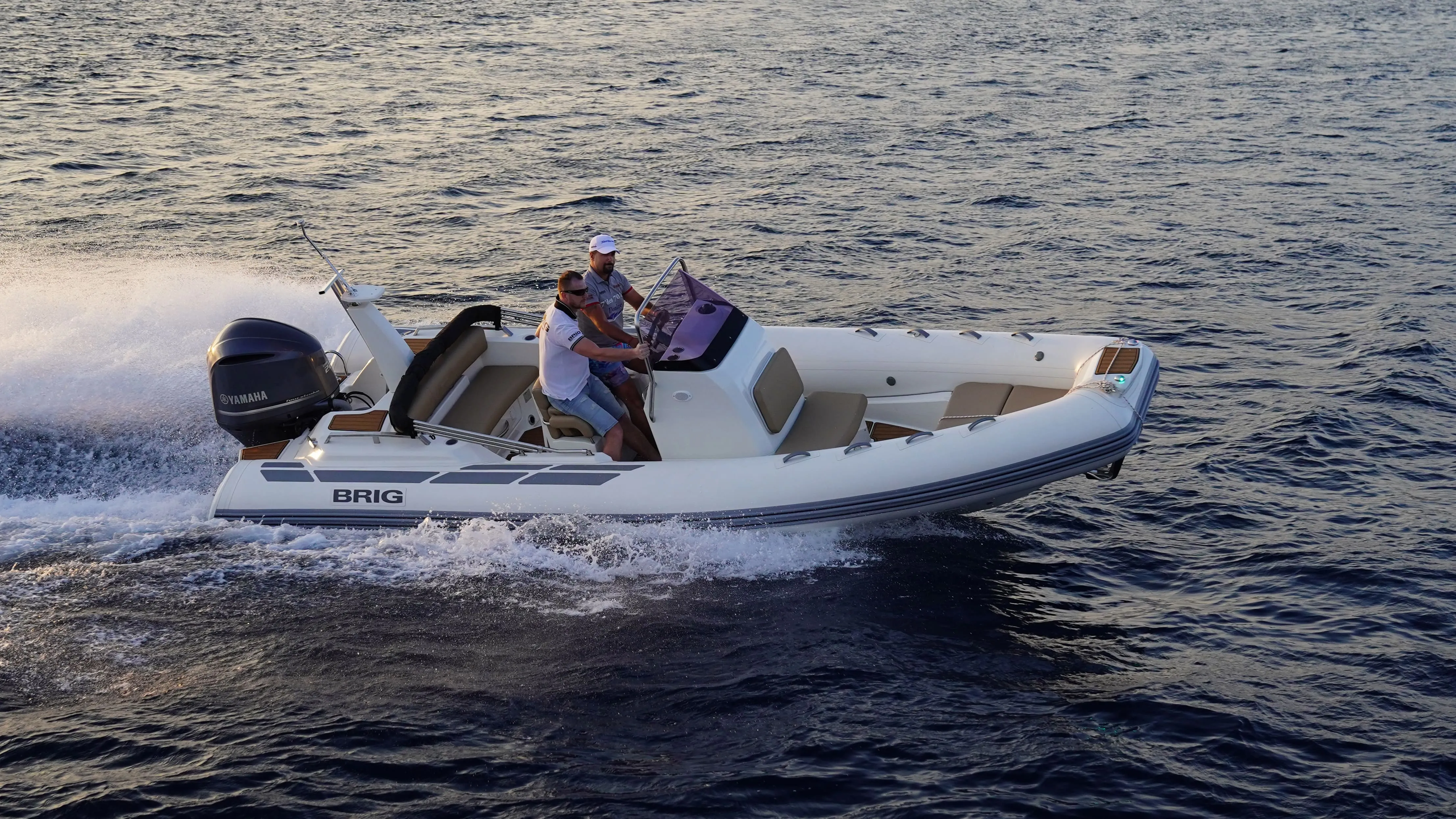 Brig Eagle 6.7