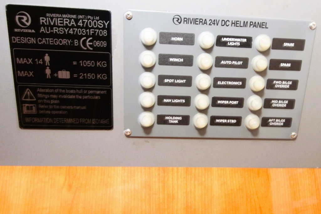 Rivièra 4700 Sport Yacht