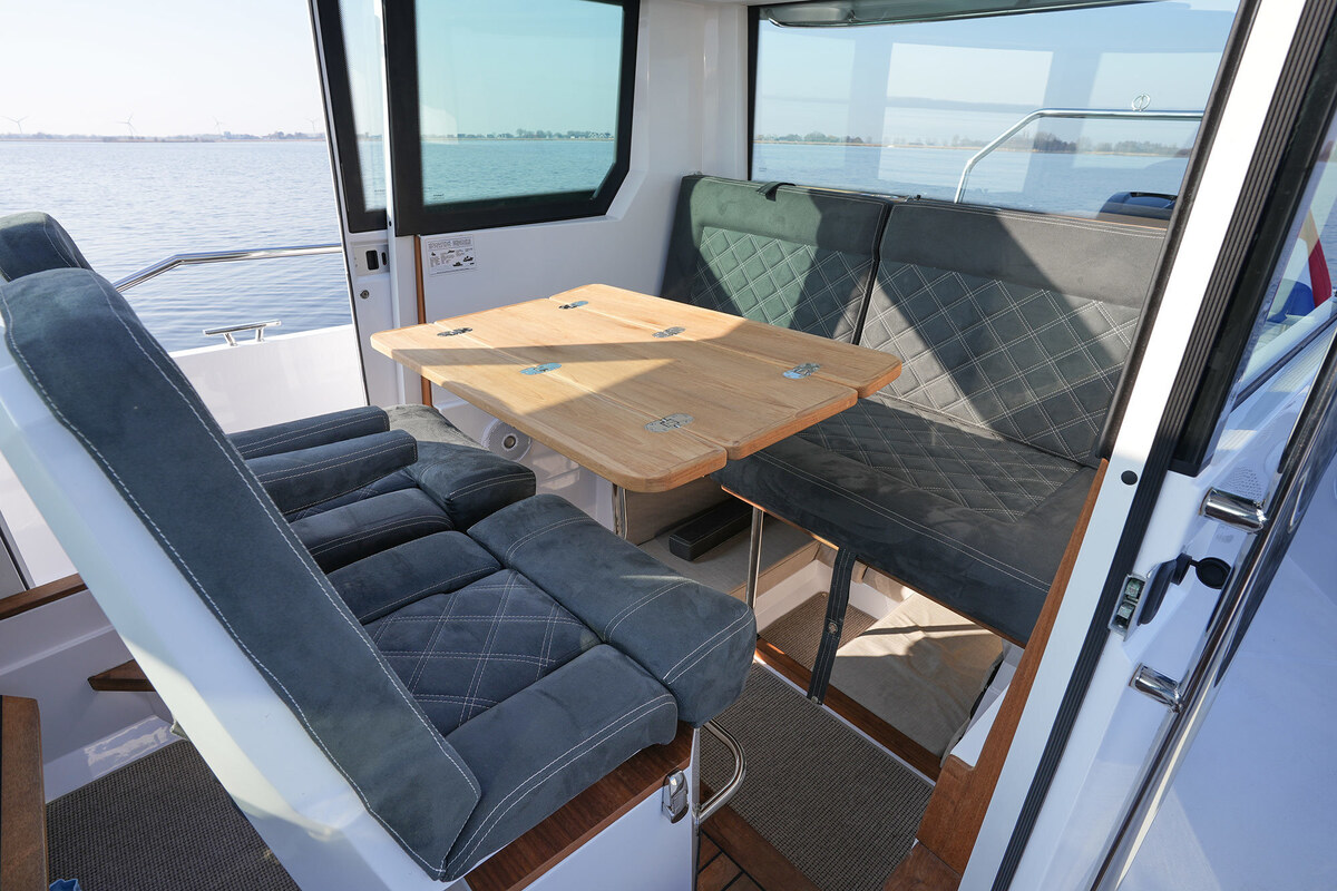 Axopar 28 Cabin - AC