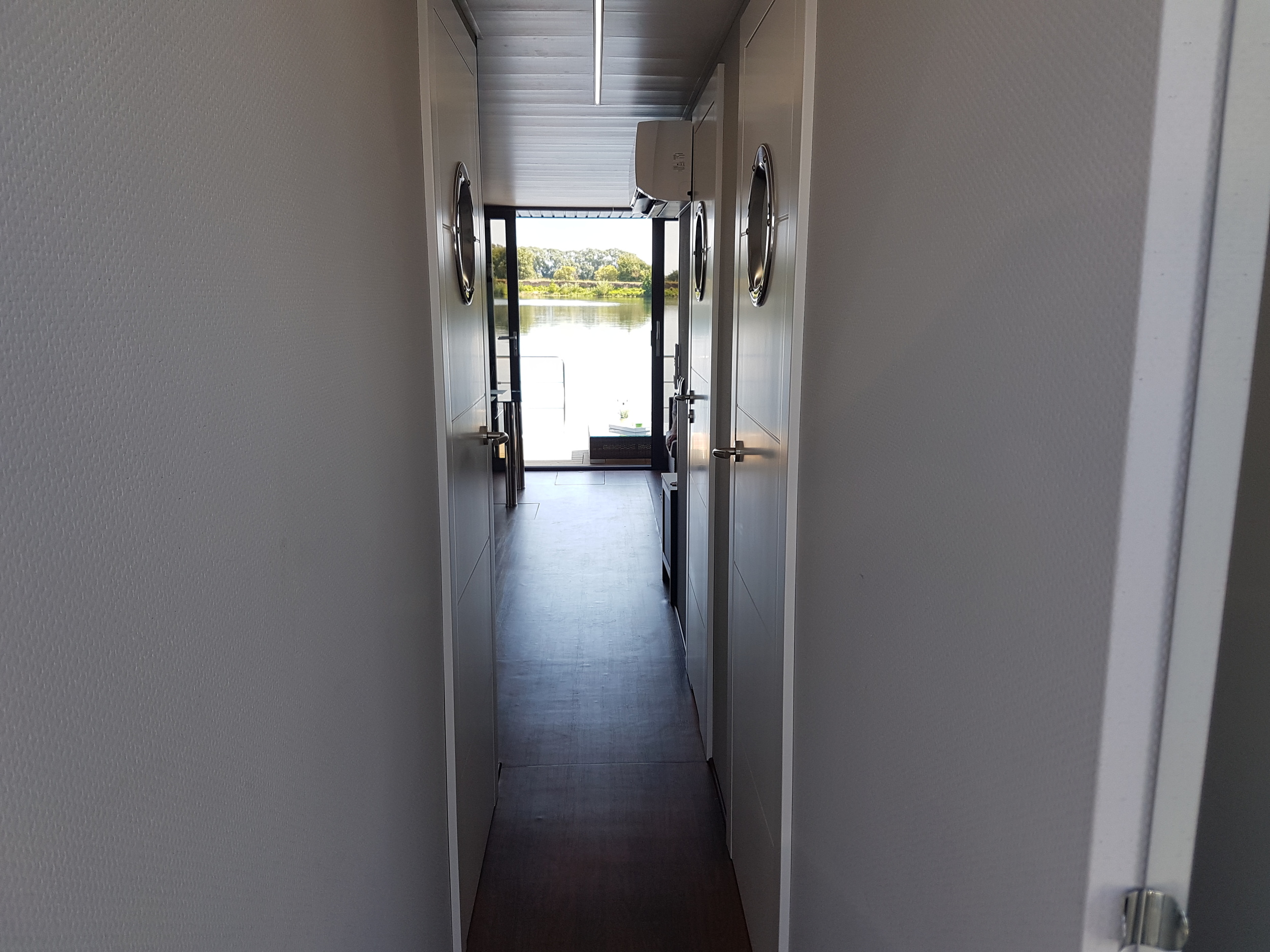 La Mare Houseboat Apartboat XL - NEW