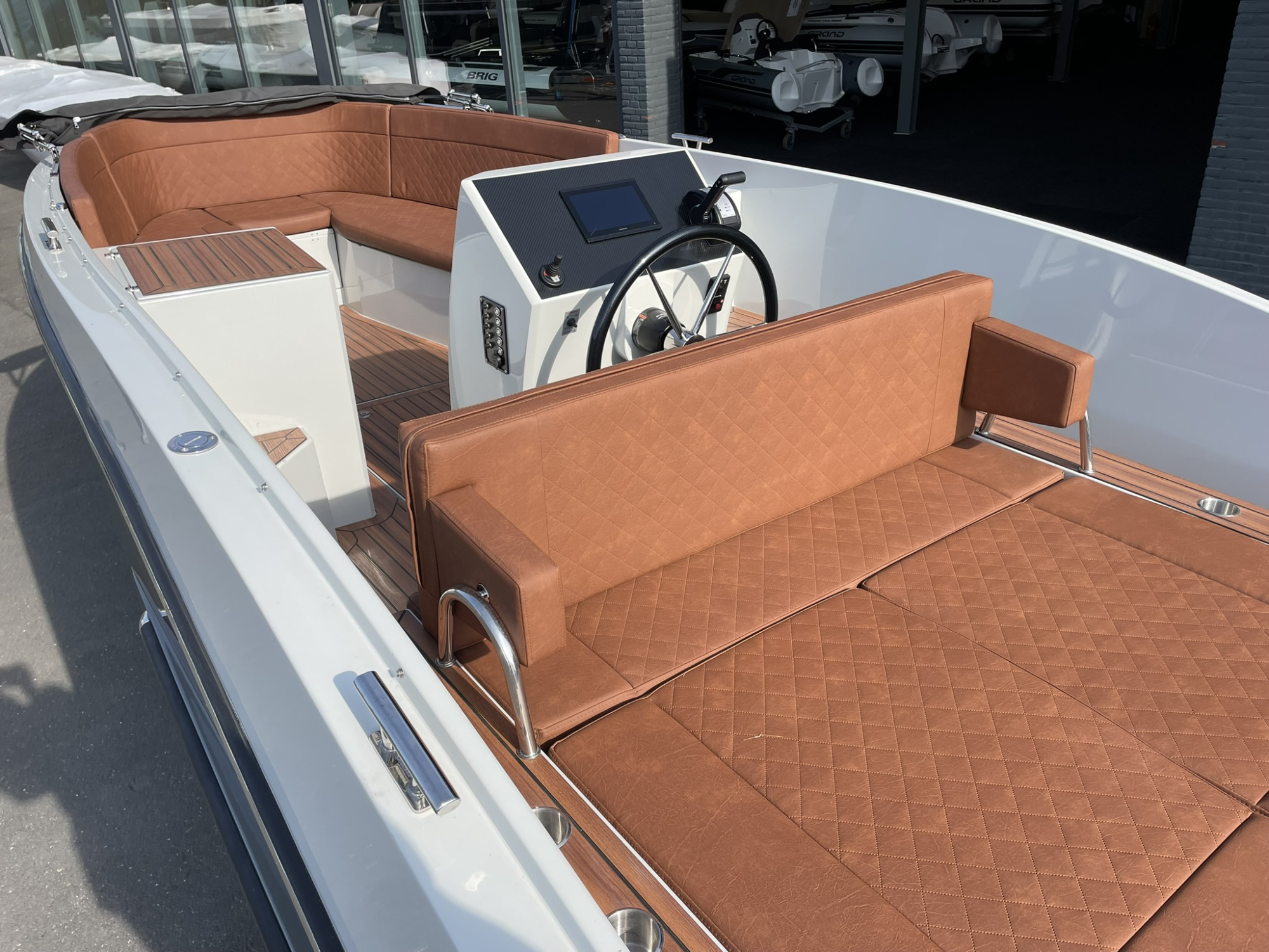 Maxima Boats 680 Sport Lounge - op voorraad