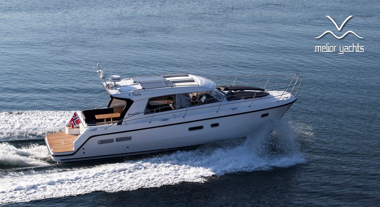 Saga 385 - Edition Walnut Interior