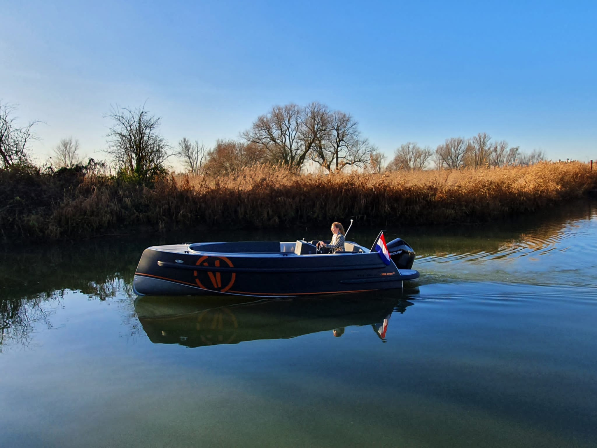 Van Vossen AANBIEDING -  Tender 650 sport R met Mercury 225 pk V6!