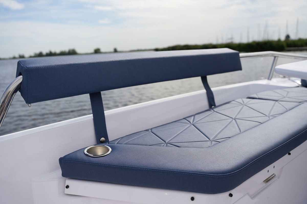 Axopar 29 XC Cross Cabin