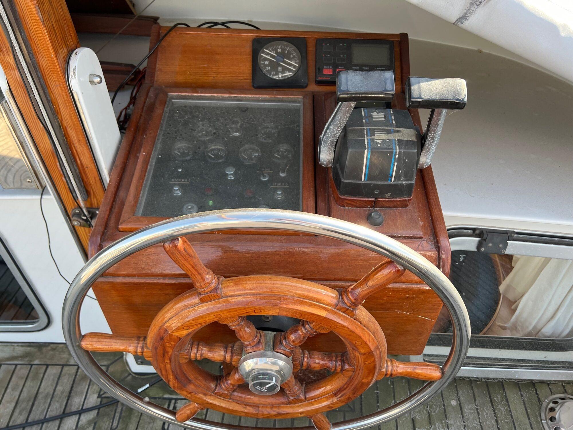 Pieter Beeldsnijder Pieter Beeldsnijder Rondspantkotter 12.85 AK