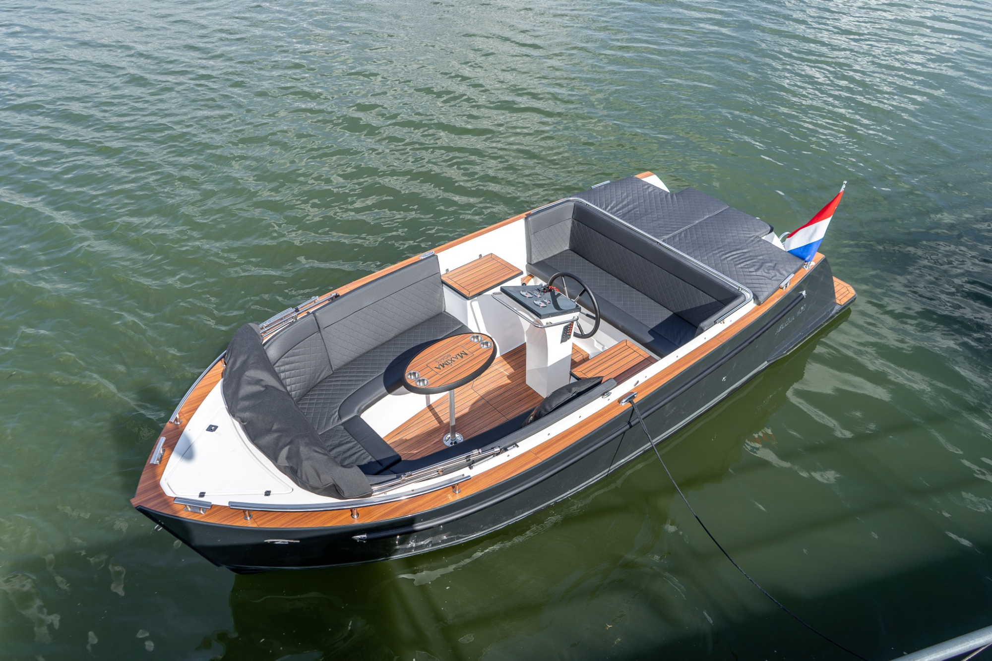 Maxima Boats 630