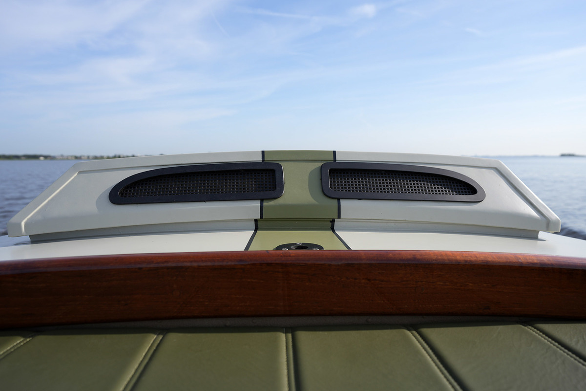 Volga Draagvleugelboot