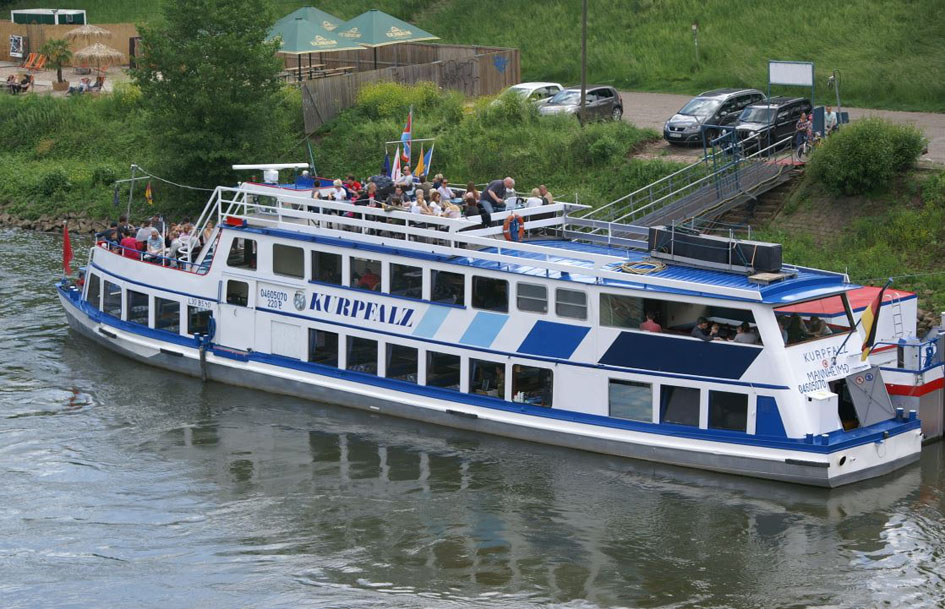 Dagpassagiersschip 221 pers, Rijn gecertificeerd