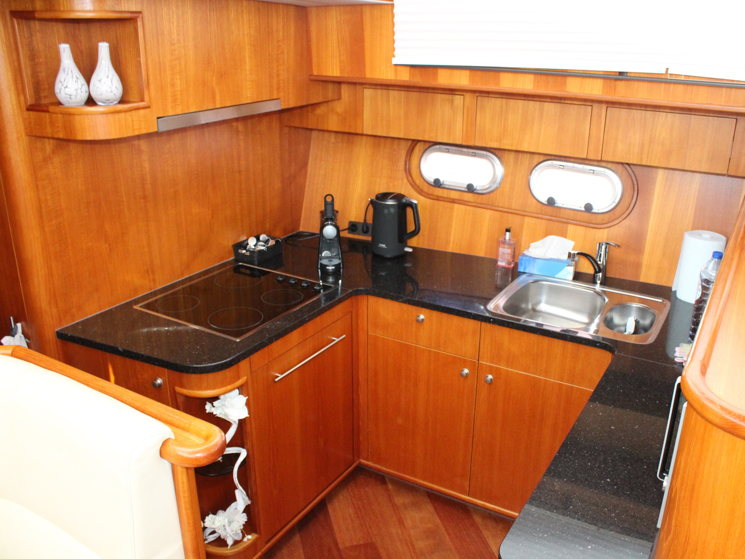 Van den Hoven 1600 Stuurhuis