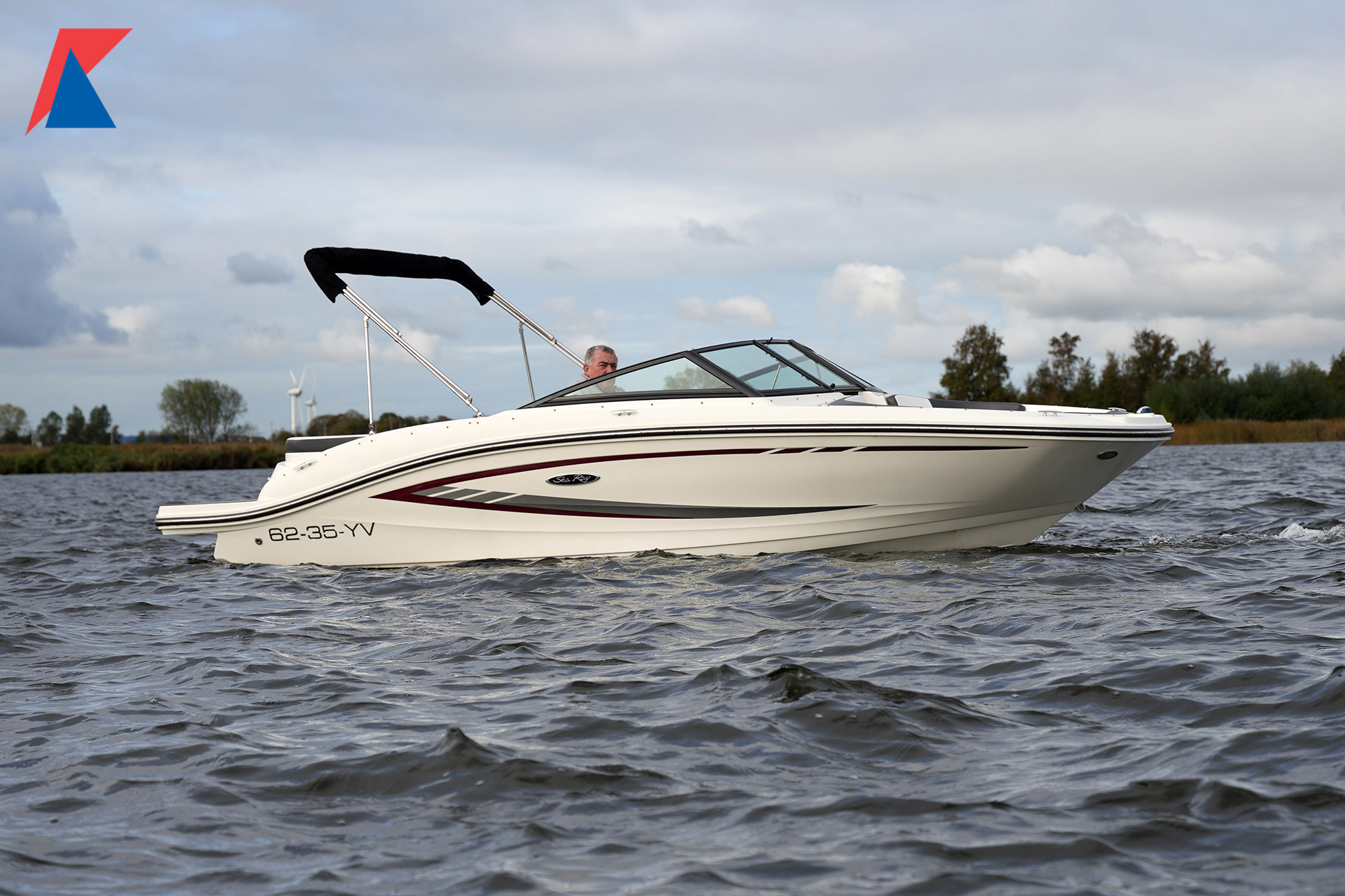 Sea Ray 19 SPX hoofdfoto: 1