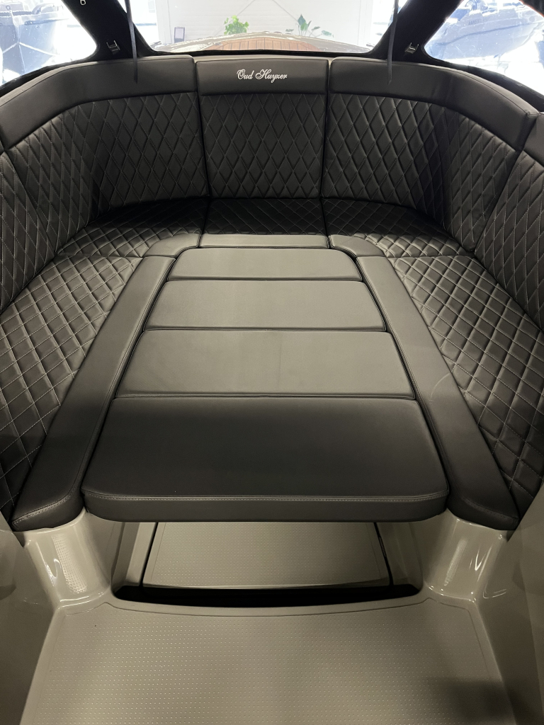 Oudhuijzer 650 Tender