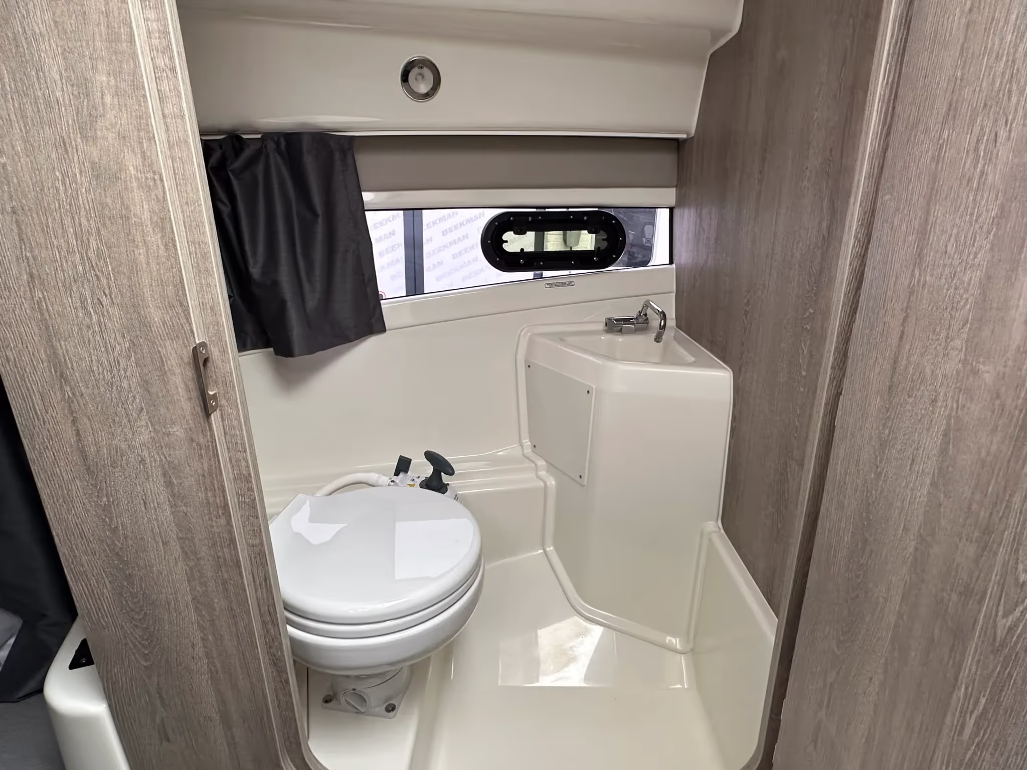 Quicksilver 755 Weekend