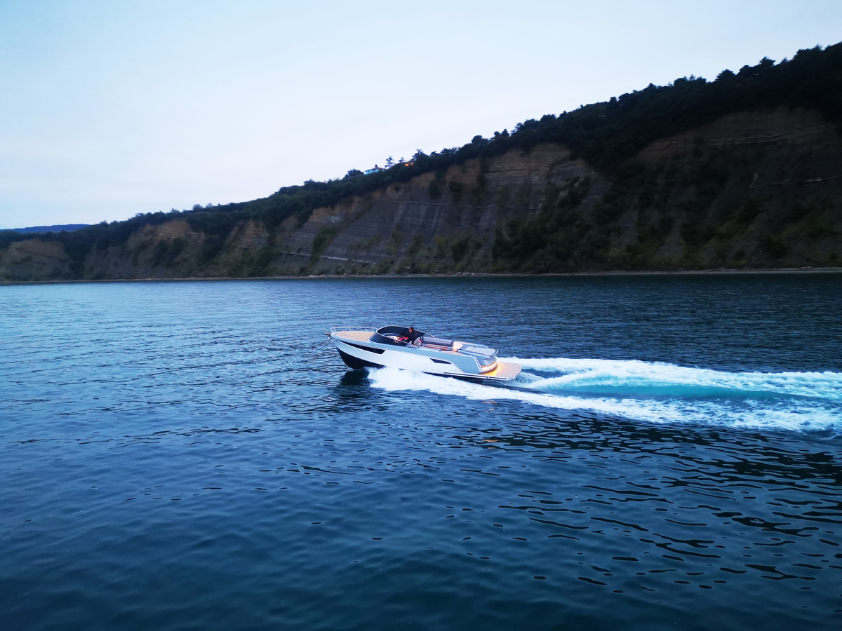 Alfastreet Marine 28 Cabin - Inboard Series