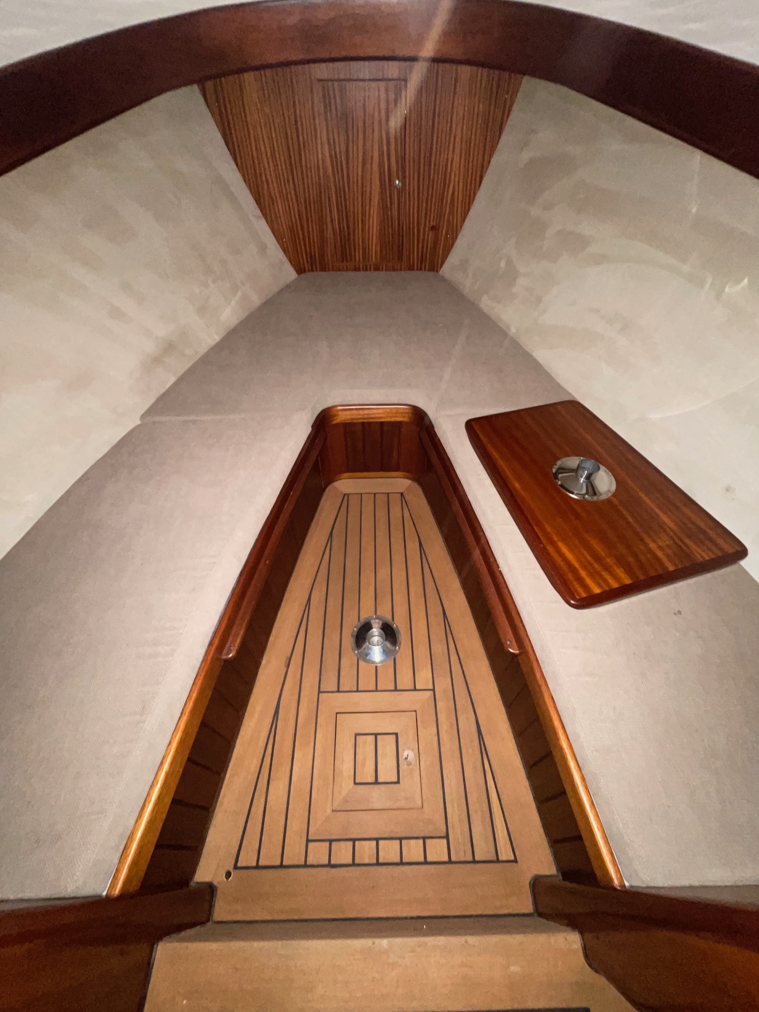 Brandaris Barkas 900 Cabin