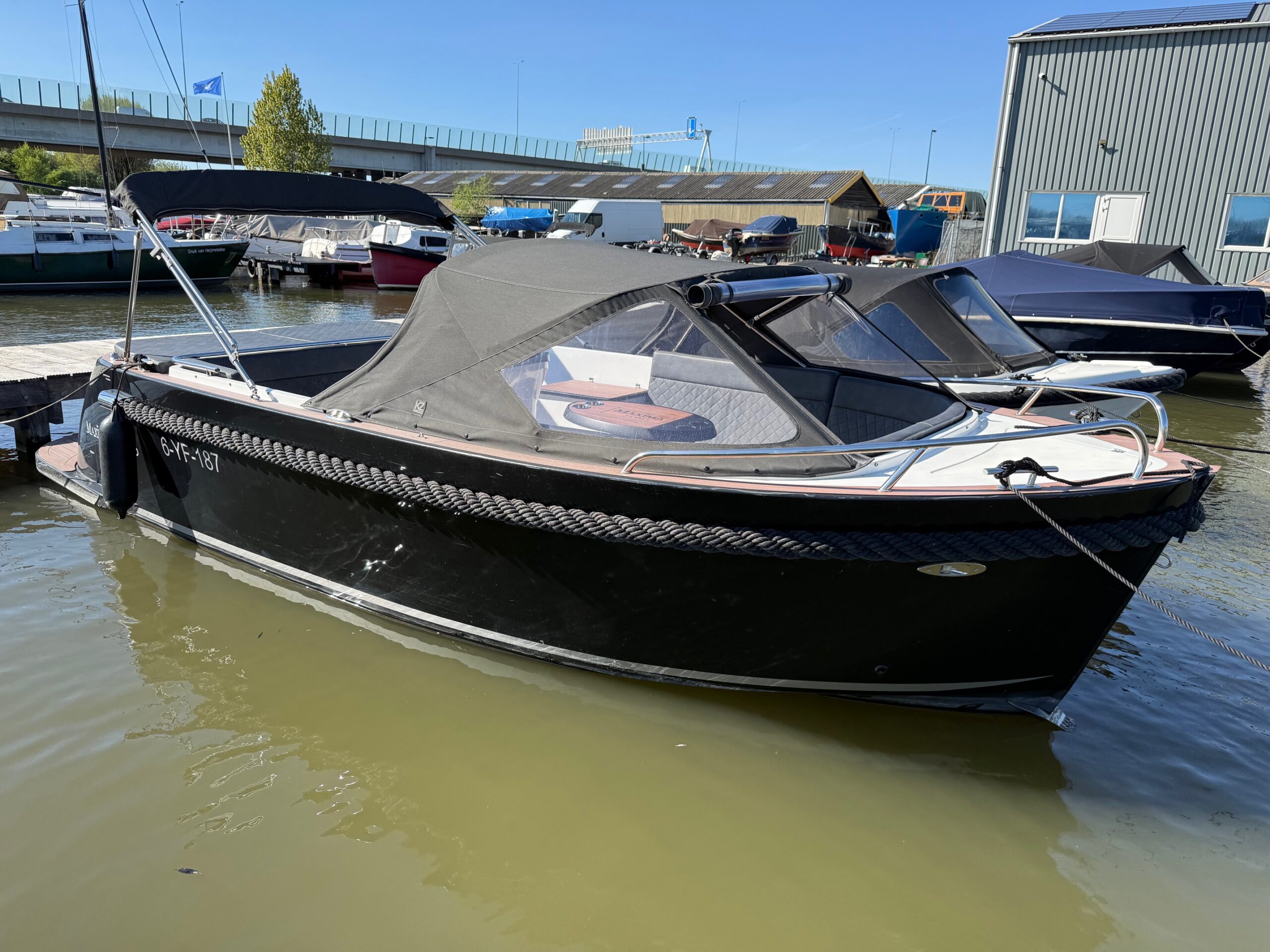 Maxima 620 retro hoofdfoto: 1