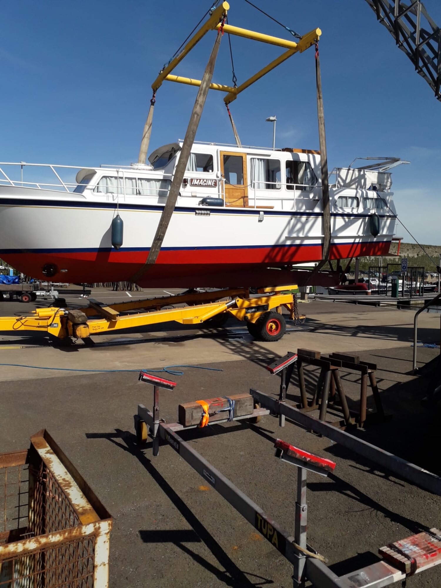 Target Saloon 11.00 AK Cabrio