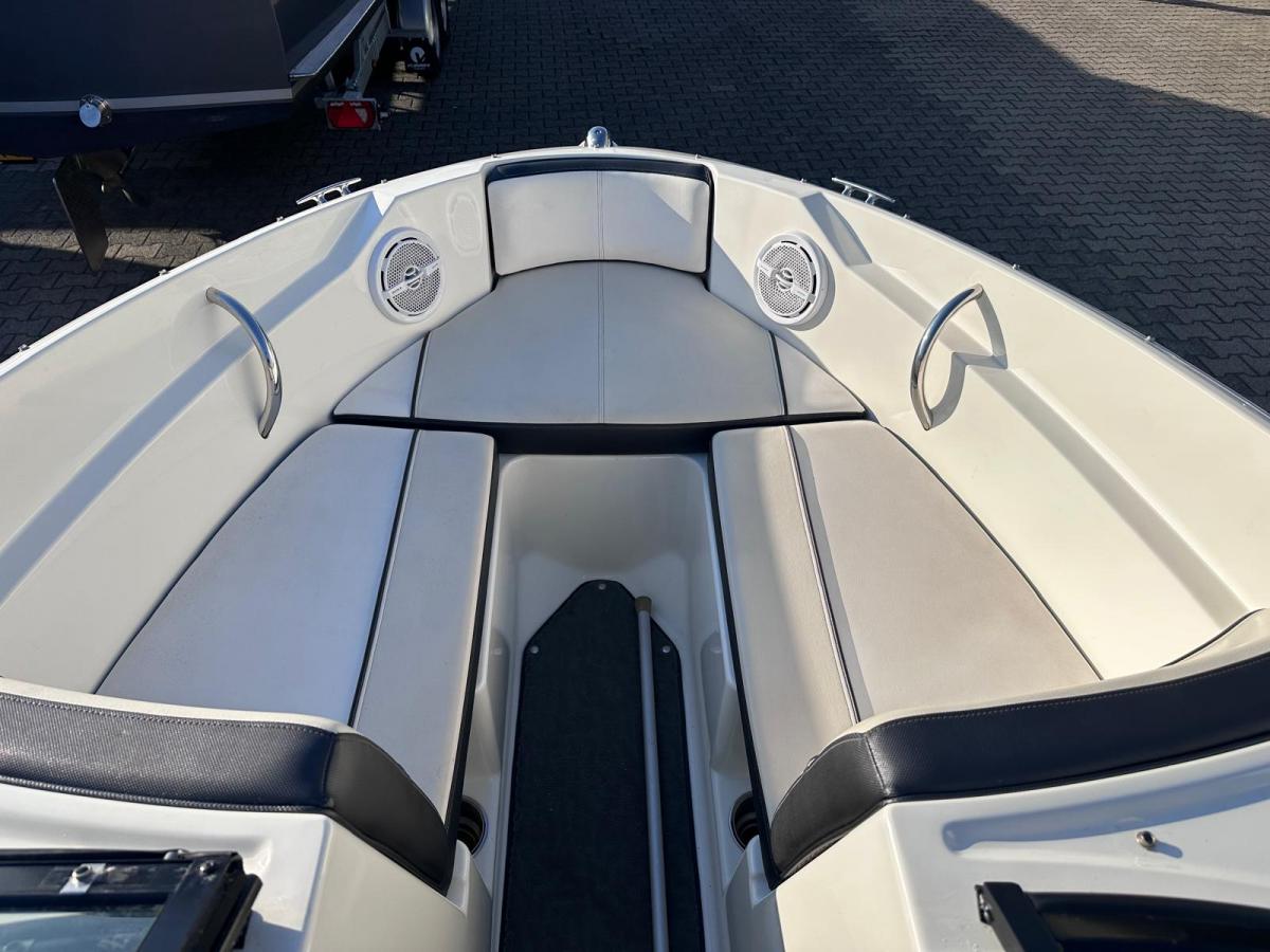 Sea Ray 190 Sport Bowrider