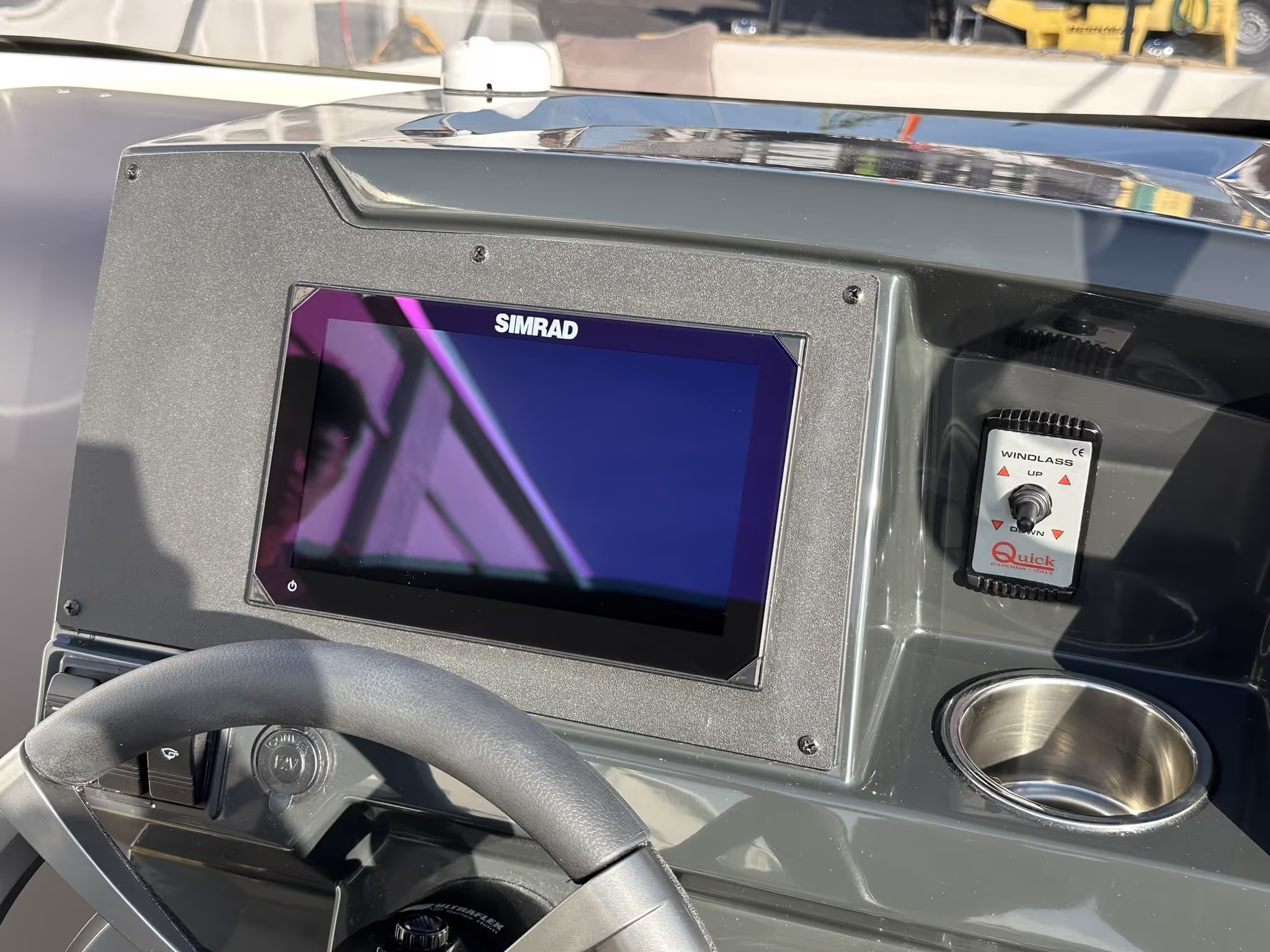 Quicksilver 705 Open