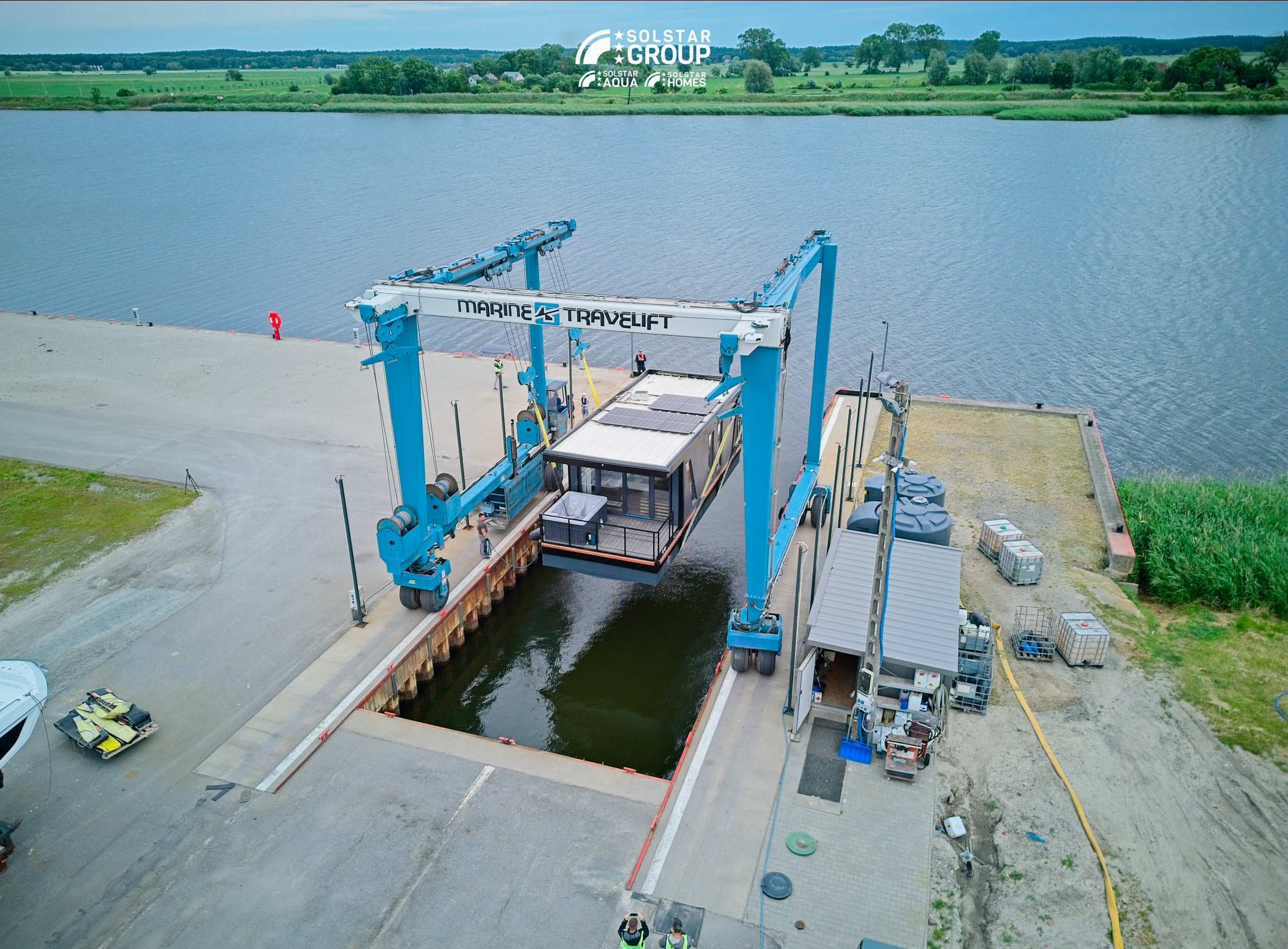 Solstar Houseboat Basic 11-4,2