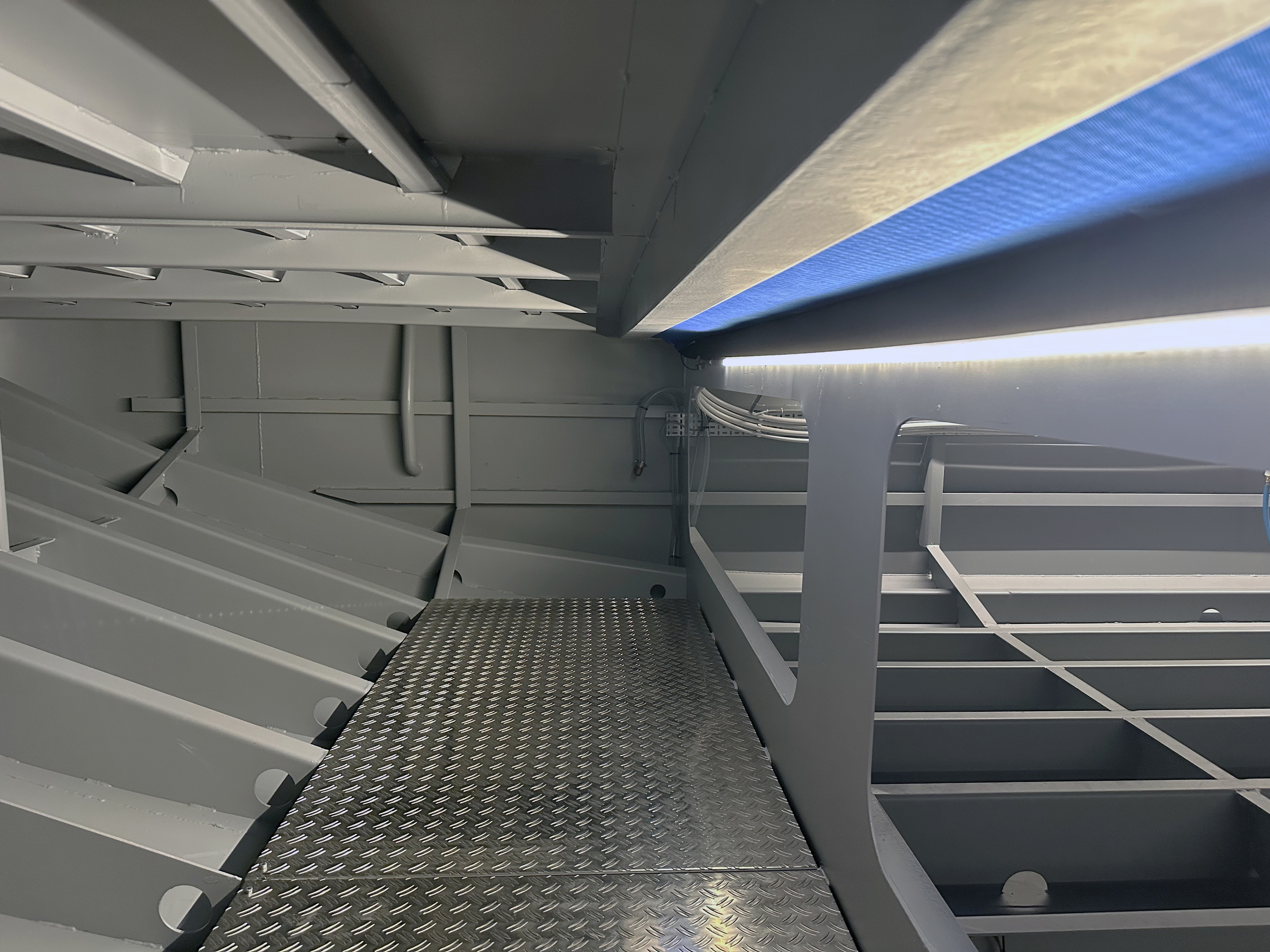 HOMESHIP VaarChalet In Amsterdam 1250D Luxe Houseboat