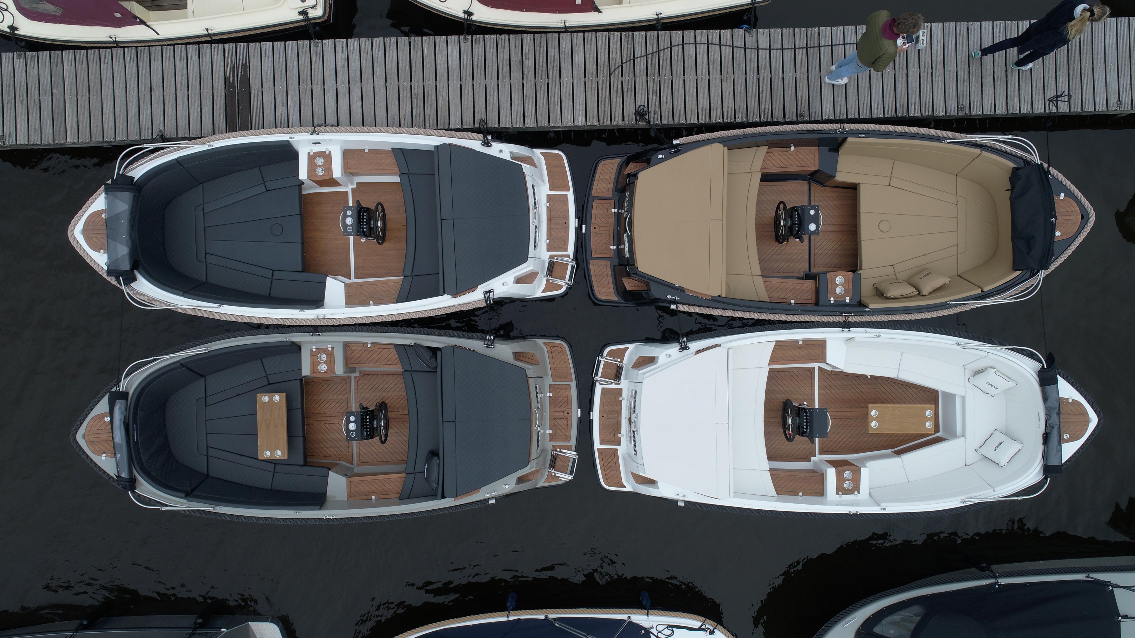 Corsiva 650 tender Suzuki 90pk Verkocht