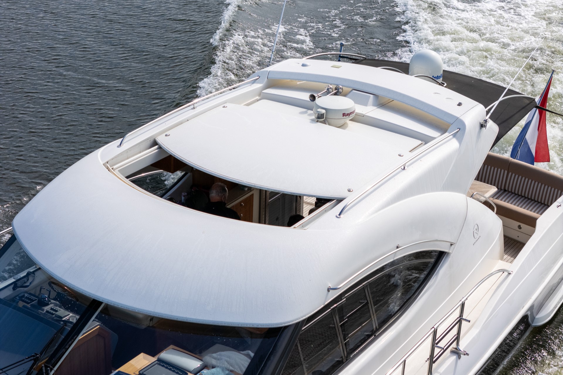 Rivièra 4700 Sport Yacht