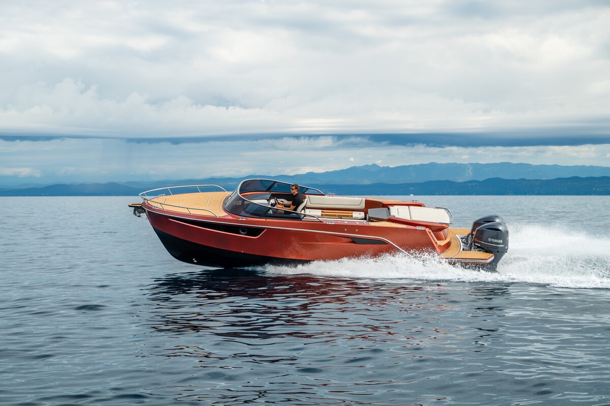 Alfastreet Marine 32 Cabin Sport - Outboard Series