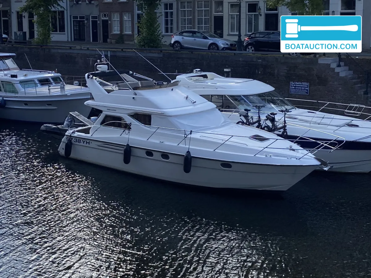 Princess 360 Flybridge