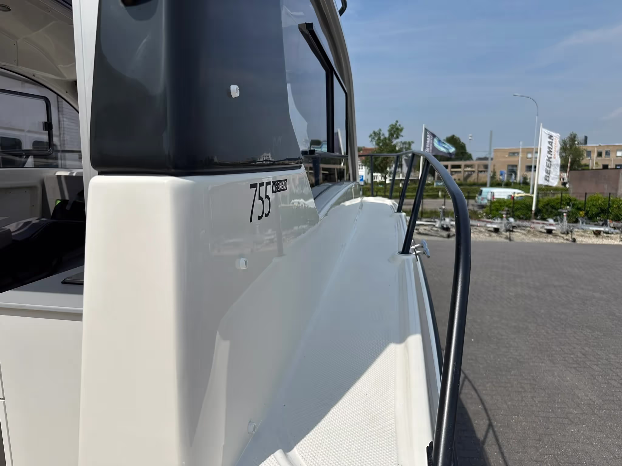 Quicksilver 755 Weekend