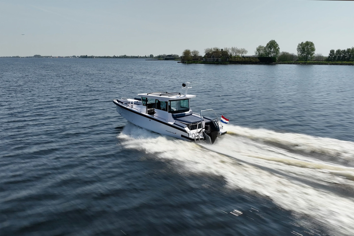 Axopar 29 XC Cross Cabin