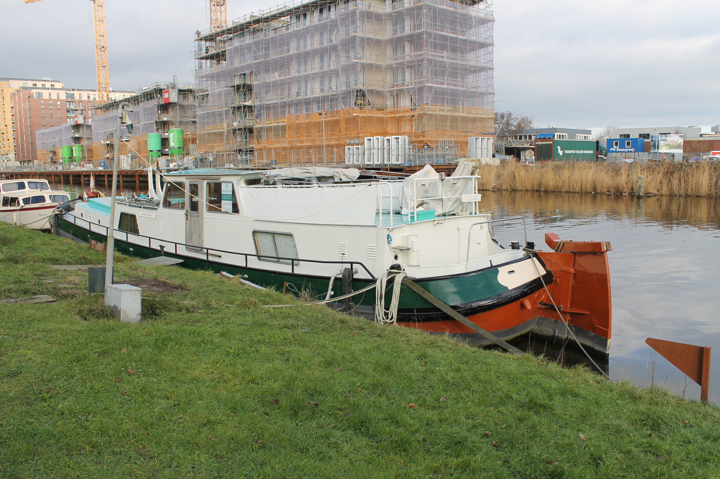 Tjalk Varend Woonschip 19.99