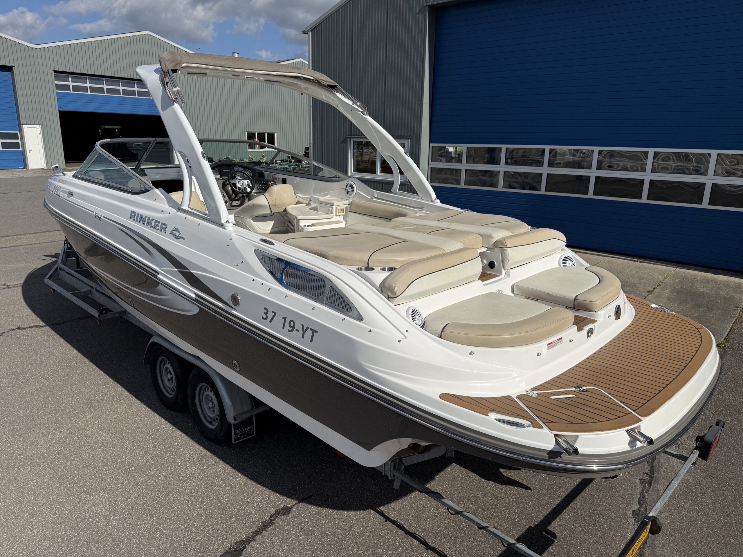 Rinker 276 Captiva Cuddy incl. trailer
