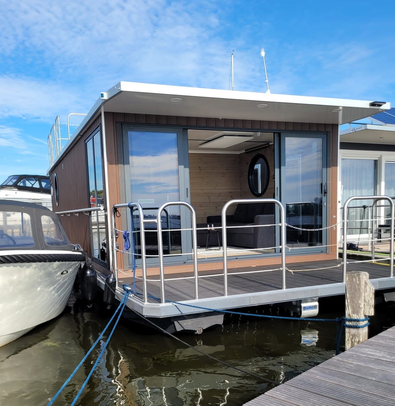 Nordic Season Houseboat NS 40 Eco 36m2