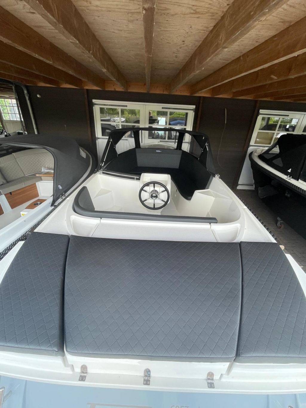 Topcraft 605 Tender nieuw 20pk