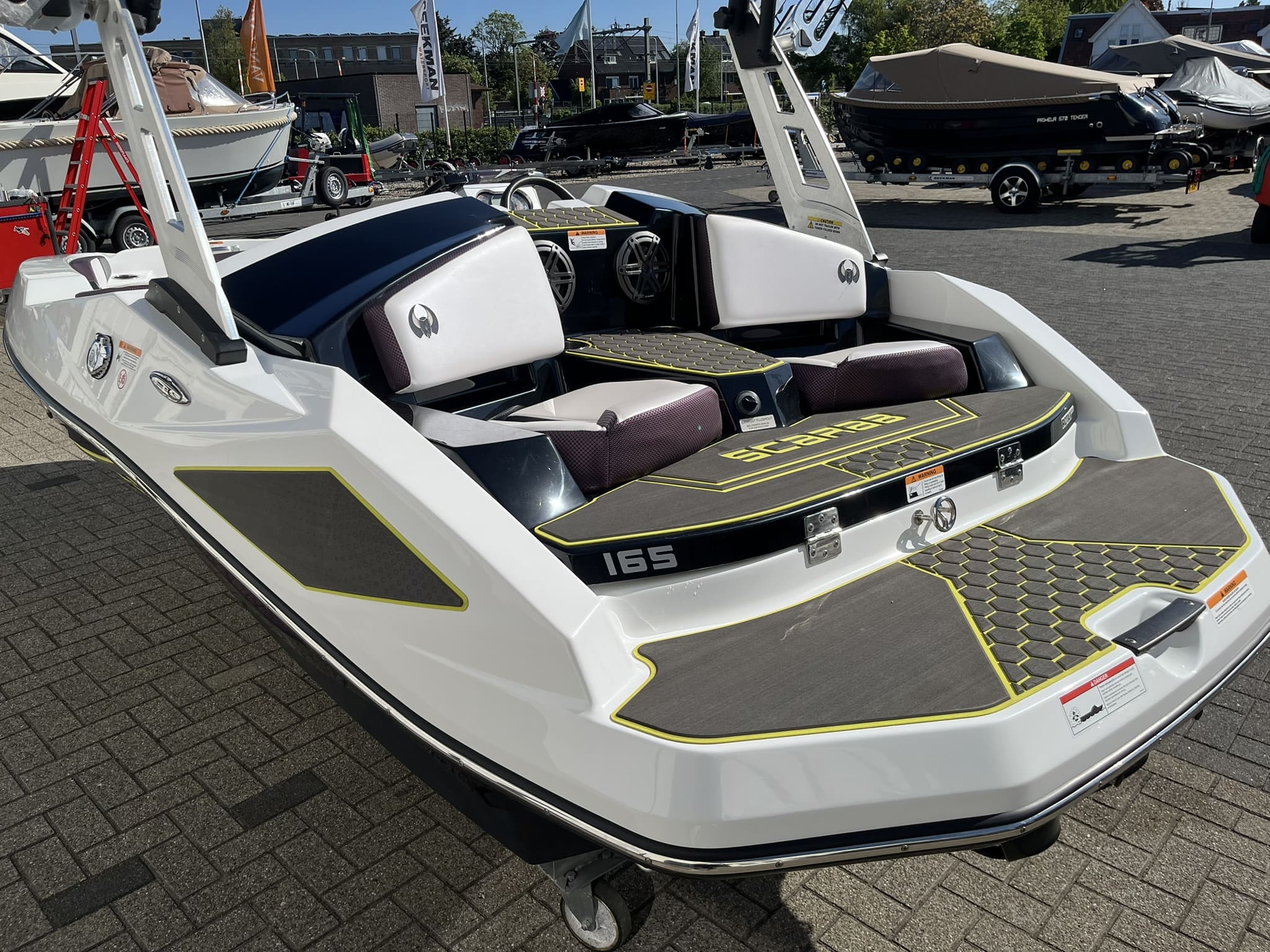 Scarab 165 ID